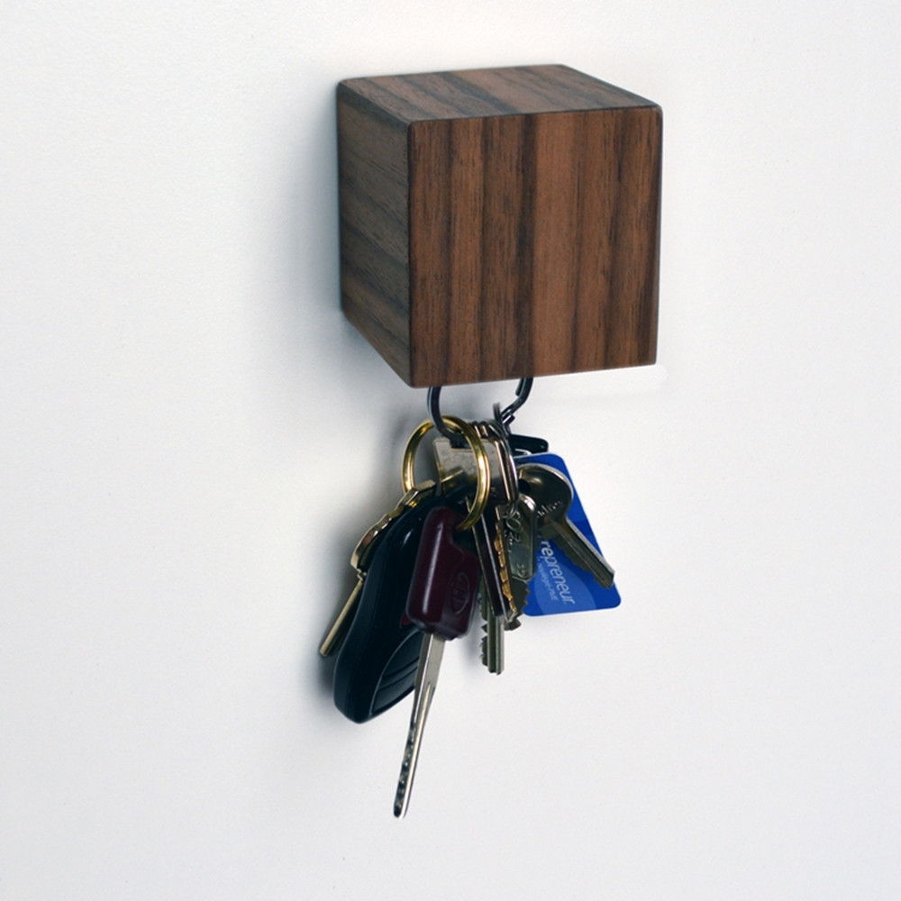 Kube Key Holder, Walnut, Tao Chao